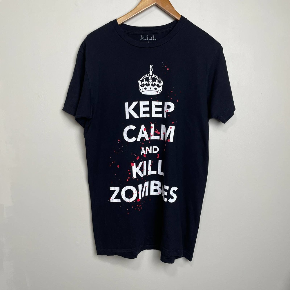 Zombie T-Shirt Graphic Tee Short Sleeve Crew Neck Black 100% Cotton Tagless L